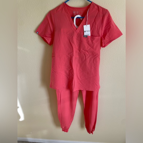 Figs Tops Nwt Figs Coral Scrub Set Tall Poshmark